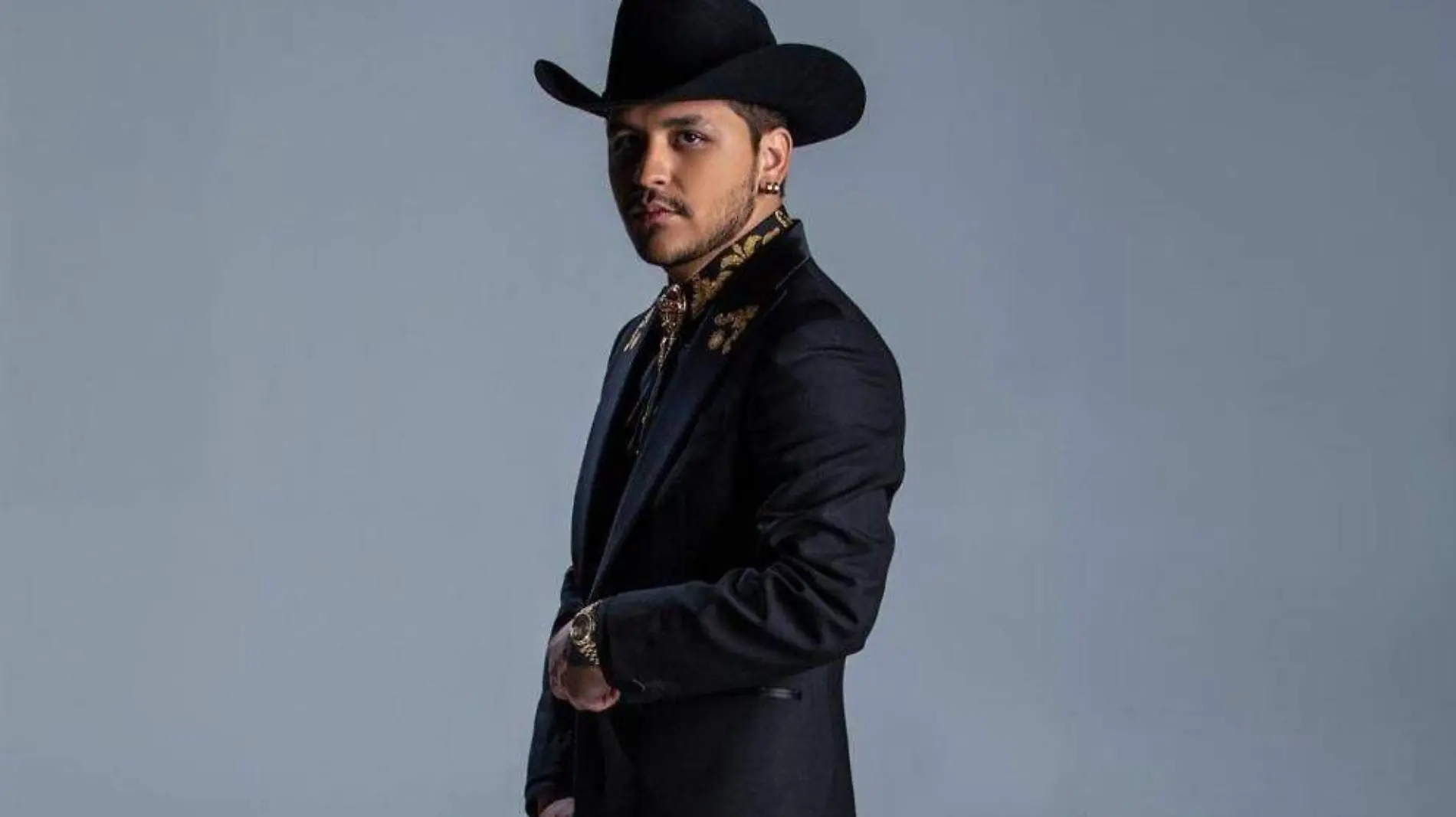 Christian Nodal  (2)